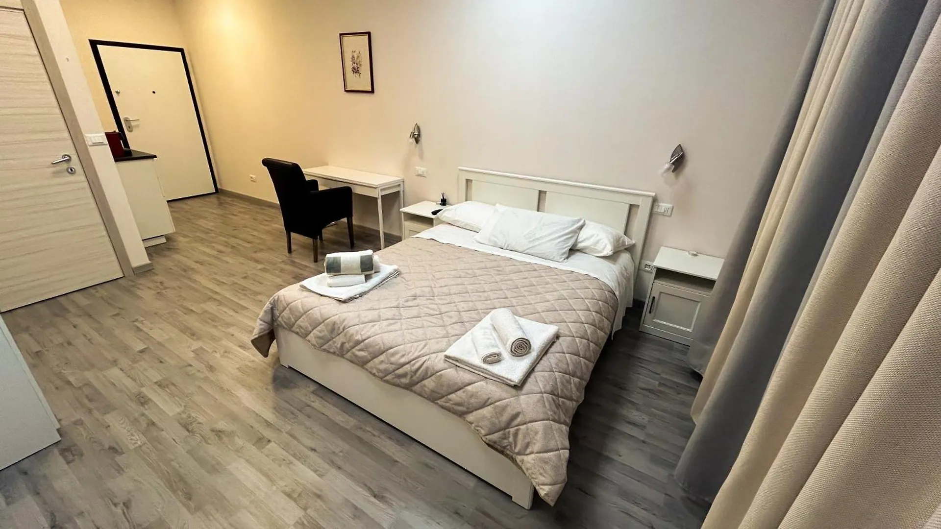 Hotel Loft Office 17 Castel Maggiore Affittacamere